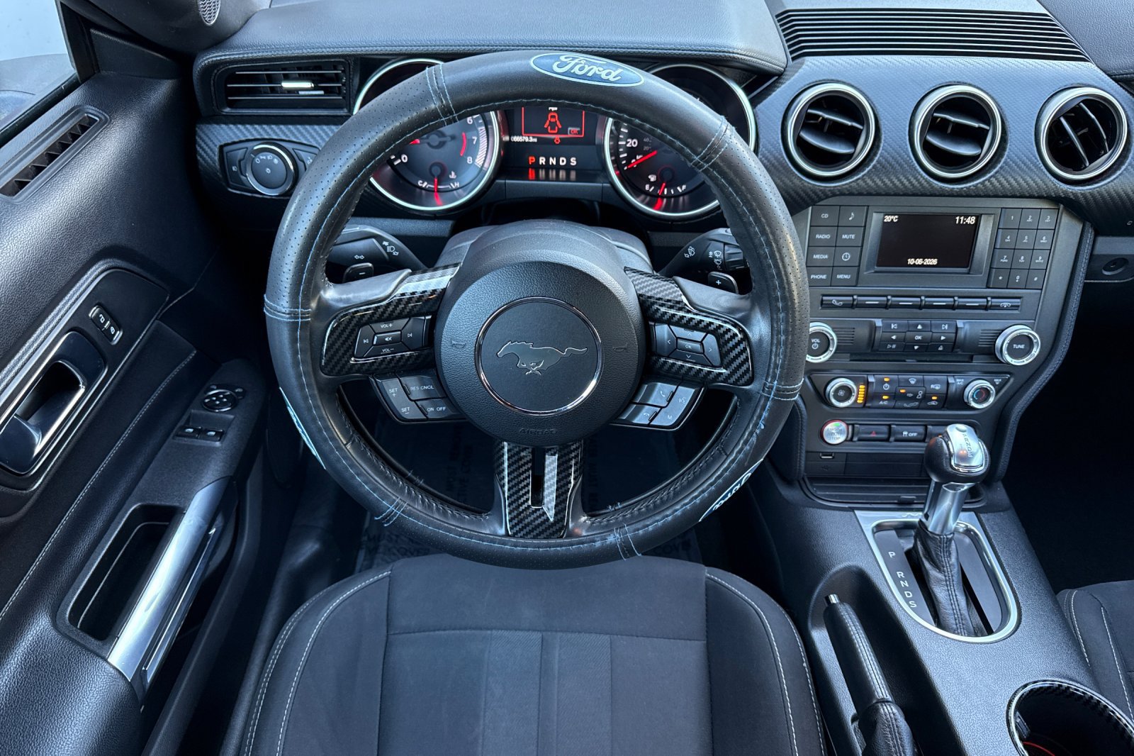 Used 2018 Ford Mustang Coupe RWD image 14