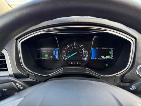 Used 2018 Ford Fusion S image 23