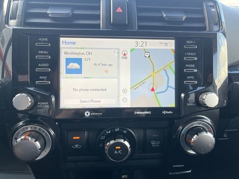 Used 2022 Toyota 4Runner TRD Off-Road Premium image 21