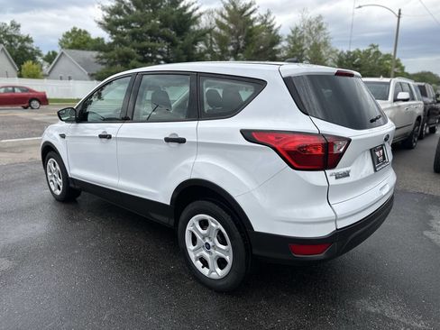 Used 2019 Ford Escape S image 5