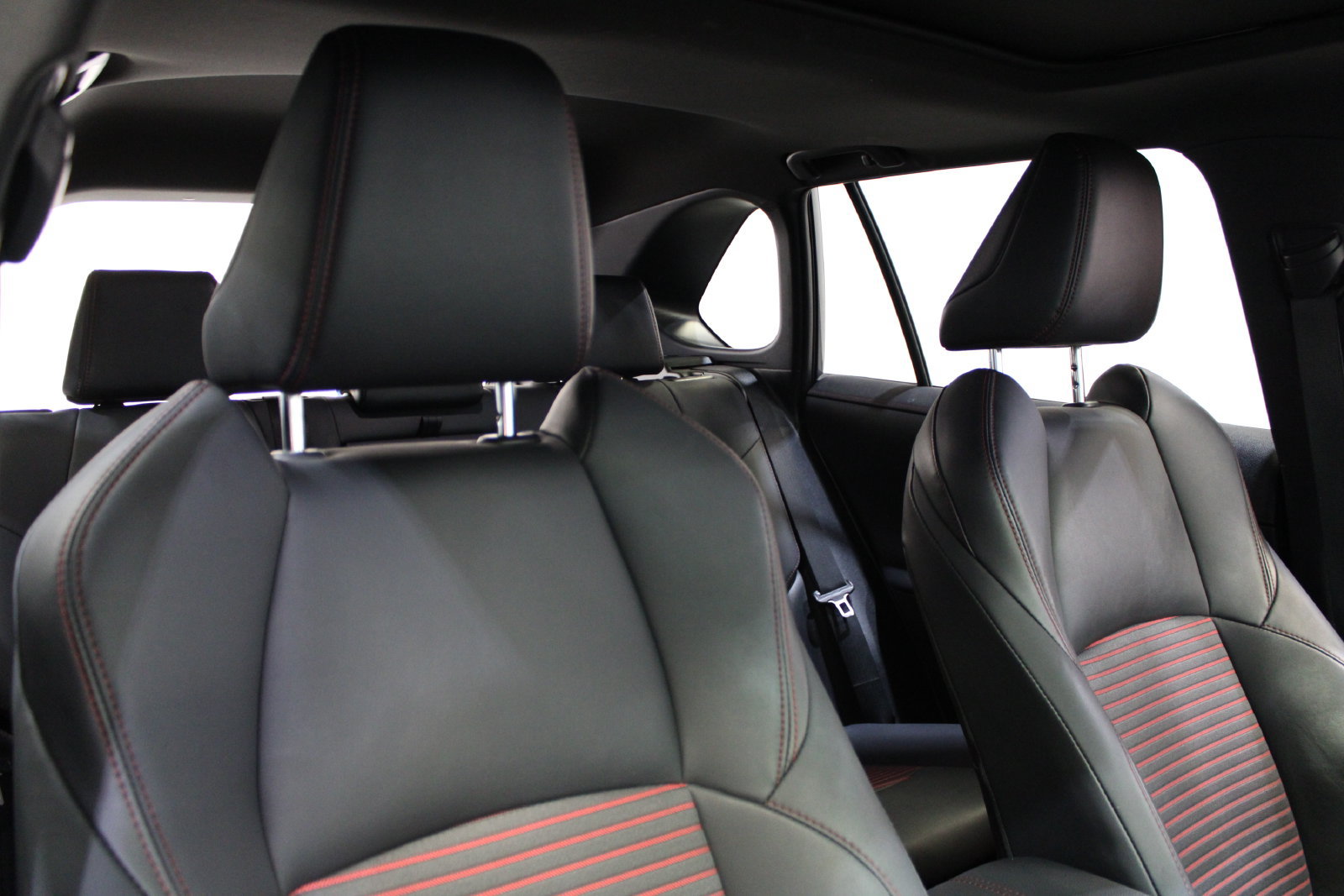 Used 2022 Toyota RAV4 XSE AWD/4WD image 39