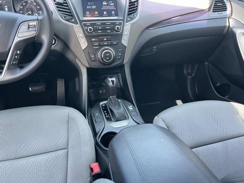 Used 2018 Hyundai Santa Fe Sport w/ 2.4L Value Package 02 FWD image 15