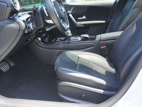 Used 2022 Mercedes-Benz A 220 4MATIC image 27