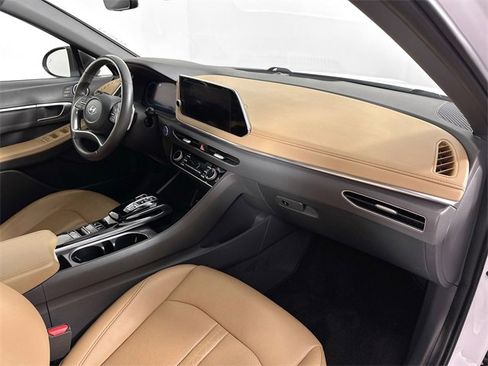 Used 2023 Hyundai Sonata Limited image 32