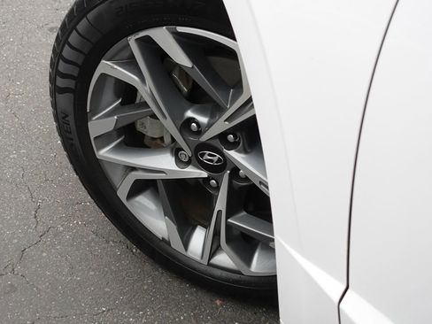 Used 2023 Hyundai Sonata SEL w/ Convenience Package image 10