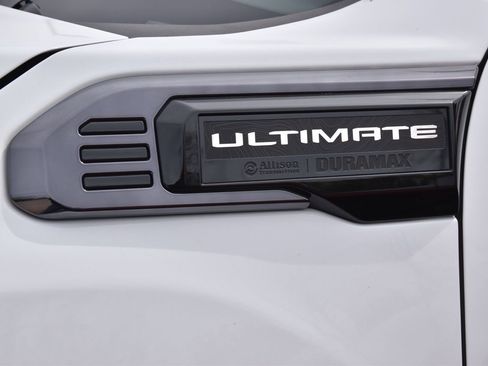 Used 2025 GMC Sierra 2500 Denali Ultimate image 13