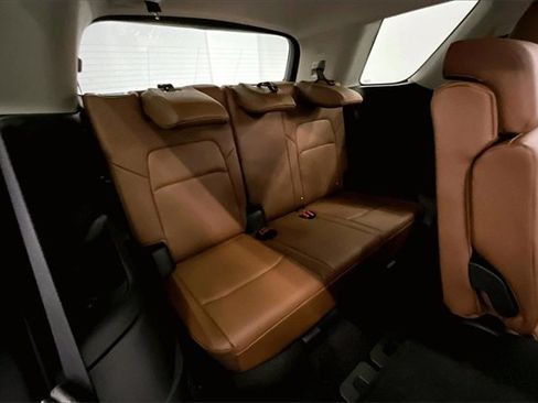 New 2025 Nissan Pathfinder Platinum w/ Lighting Package (N93) image 33