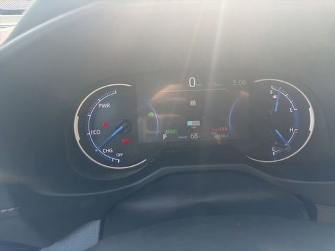 Used 2023 Toyota RAV4 LE AWD/4WD image 41