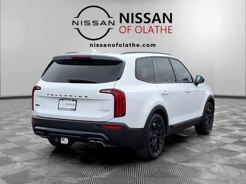 Used 2022 Kia Telluride SX w/ SX Prestige Package AWD/4WD image 29