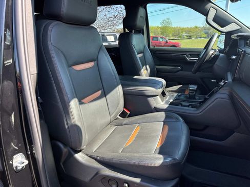 Used 2024 GMC Sierra 1500 AT4 w/ Technology Package AWD/4WD image 25