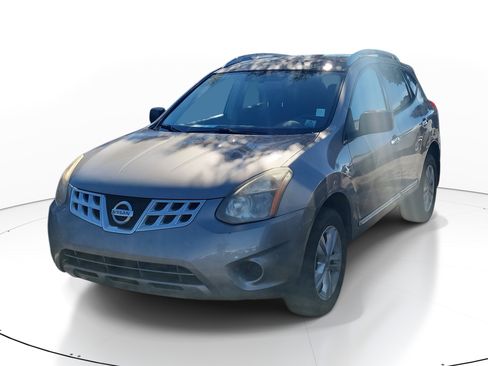 Used 2015 Nissan Rogue S w/ Convenience Package image 3