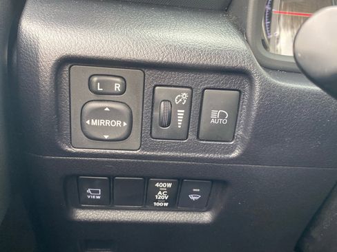 Used 2023 Toyota 4Runner Limited image 21