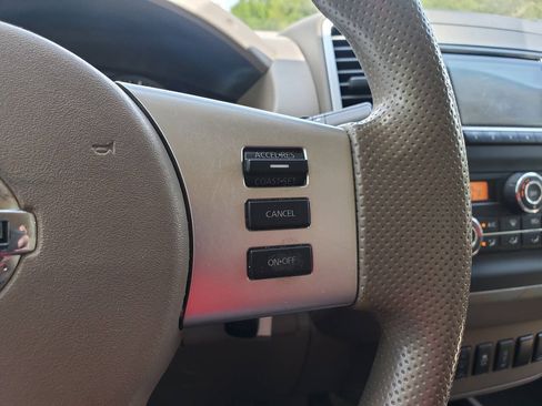 Used 2016 Nissan Frontier SV AWD/4WD image 25