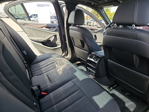 Used 2023 BMW 530i w/ Premium Package image 11