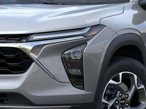 New 2026 Chevrolet Trax LT FWD image 10
