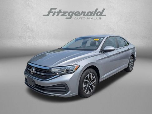 Used 2023 Volkswagen Jetta S FWD image 3