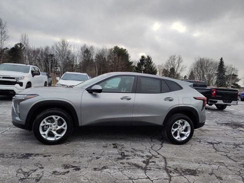 New 2026 Chevrolet Trax LS w/ LS Convenience Package image 6