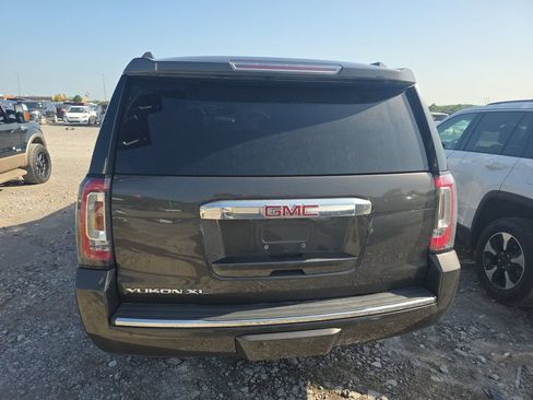 Used 2019 GMC Yukon XL Denali w/ Denali Ultimate Package RWD image 7
