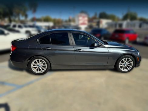 Used 2016 BMW 320i Sedan image 7