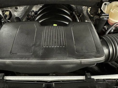 Used 2019 Chevrolet Silverado 1500 LT w/ All-Star Edition image 7