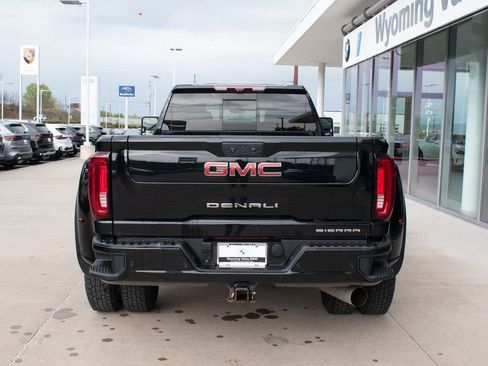 Used 2023 GMC Sierra 3500 Denali w/ Denali Ultimate Package AWD/4WD image 5