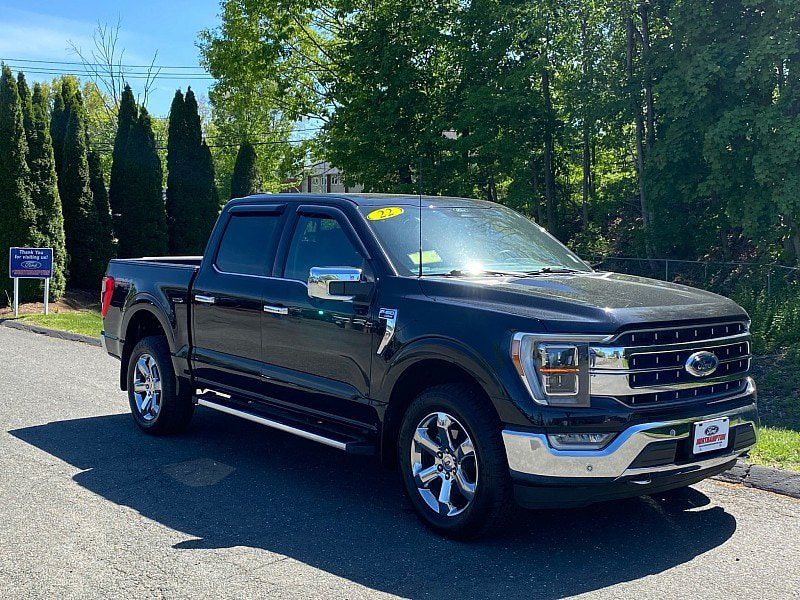 Used 2022 Ford F150 Lariat w/ Equipment Group 502A High AWD/4WD image 3