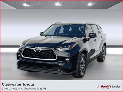 Used 2023 Toyota Highlander XLE