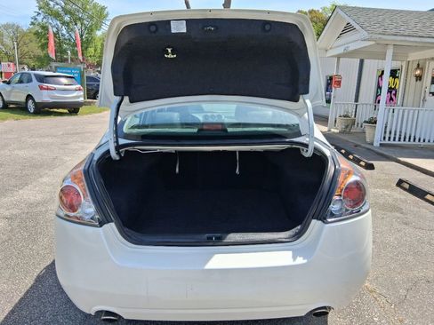 Used 2011 Nissan Altima 2.5 SL w/ 2.5SL Pkg image 12