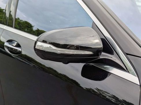 Used 2017 Mercedes-Benz S 550 Sedan image 12