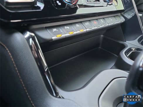 Used 2023 GMC Sierra 1500 AT4 image 32