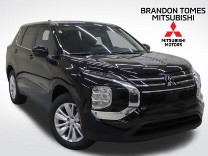 New 2025 Mitsubishi Outlander ES