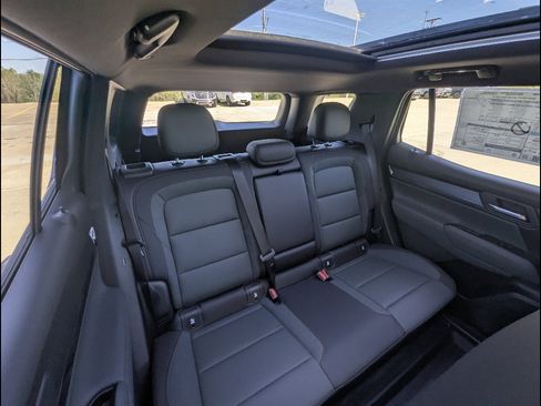 New 2026 GMC Terrain AT4 w/ Technology Package II image 15