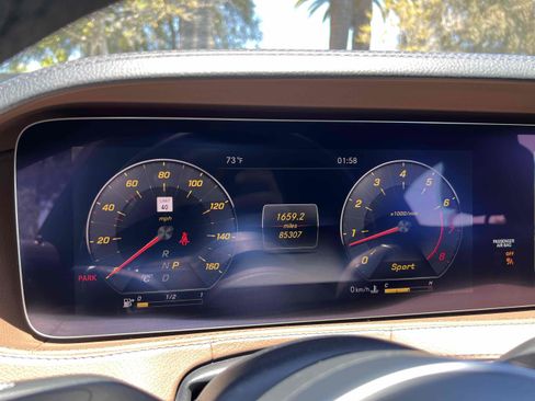 Used 2018 Mercedes-Benz S 560 Sedan image 12