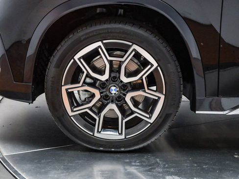 Used 2025 BMW X1 xDrive28i w/ Convenience Package image 12