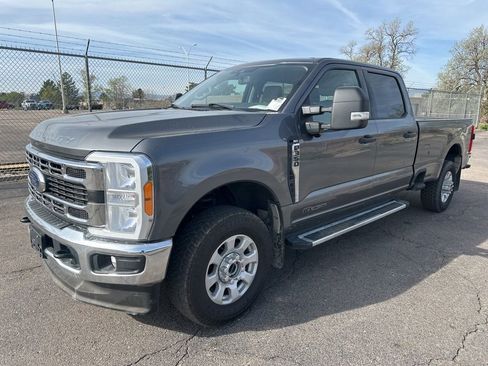 Used 2023 Ford F350 XLT w/ 360-Degree Camera Package AWD/4WD image 3