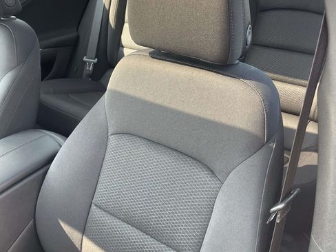 Used 2025 Chevrolet Malibu LT w/ LPO, Floor Liner Package FWD image 20