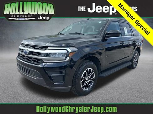 Used 2024 Ford Expedition XLT AWD/4WD image 1