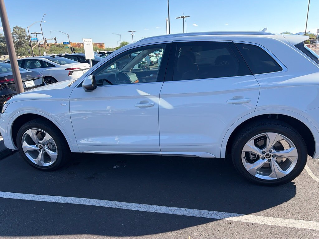 Used 2023 Audi Q5 2.0T Premium Plus AWD/4WD image 5
