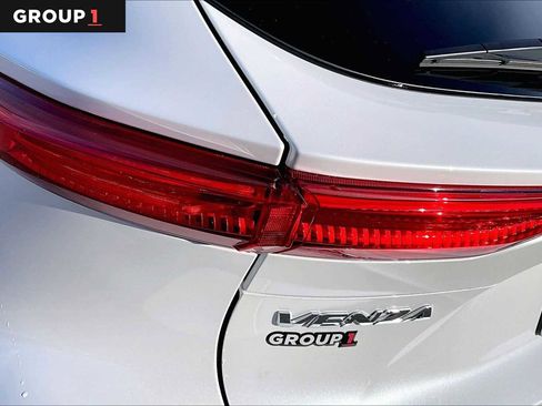 Used 2024 Toyota Venza LE image 26