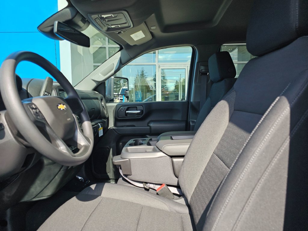 New 2026 Chevrolet Silverado 2500 Custom w/ Custom Value Package AWD/4WD image 23