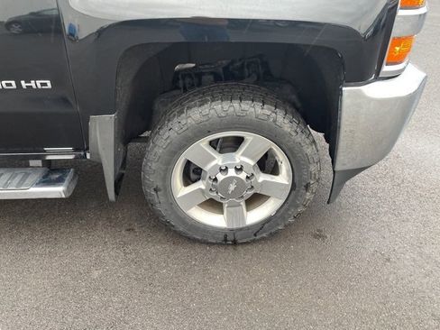 Used 2019 Chevrolet Silverado 2500 W/T w/ Snow Plow Prep Package image 24