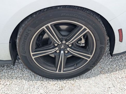 Used 2025 Ford Mustang Coupe RWD image 7