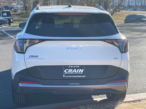 New 2026 Kia Sportage EX w/ EX Panorama Roof Package image 9