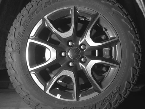 Used 2025 Jeep Compass Trailhawk w/ Trailer Tow Group AWD/4WD image 13