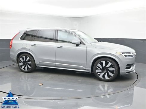 Used 2025 Volvo XC90 T8 Ultra image 1