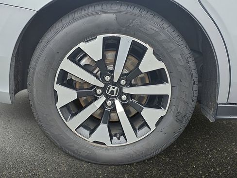 Used 2025 Honda Odyssey EX-L image 37