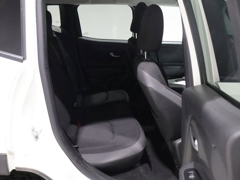 Used 2020 Jeep Renegade Altitude image 21