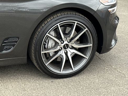 Used 2026 Genesis G70 2.5T RWD image 5