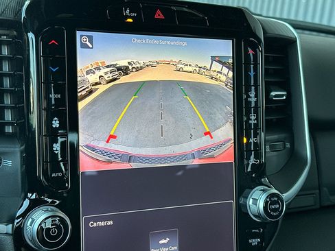 New 2026 RAM 1500 4x4 Crew Cab image 18