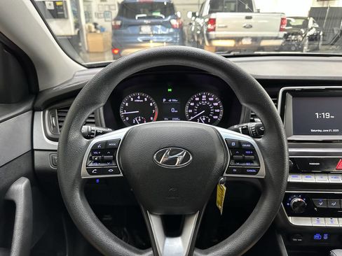 Used 2019 Hyundai Sonata SE image 20